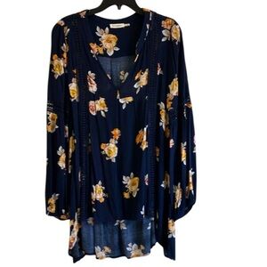 4/$20 Blu Pepper, blouse, size large